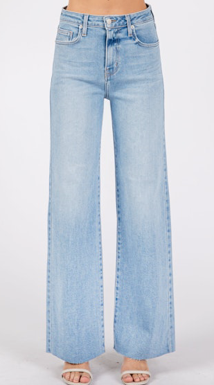 Paola light wash jeans