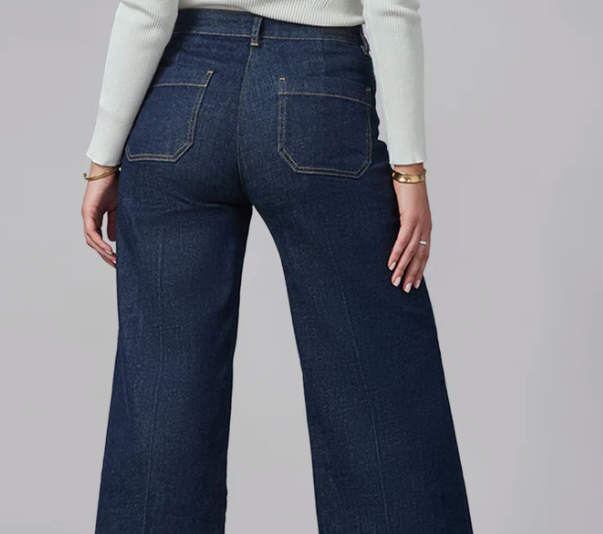 Dark Ultra HR Jeans