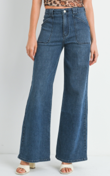 Patch Pocket Wide Leg Jeans