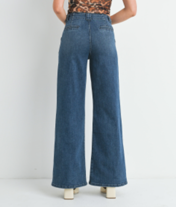 Patch Pocket Wide Leg Jeans