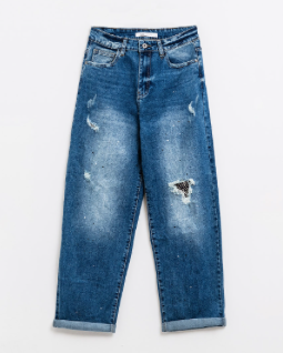 Distressed Straight Leg Jeans