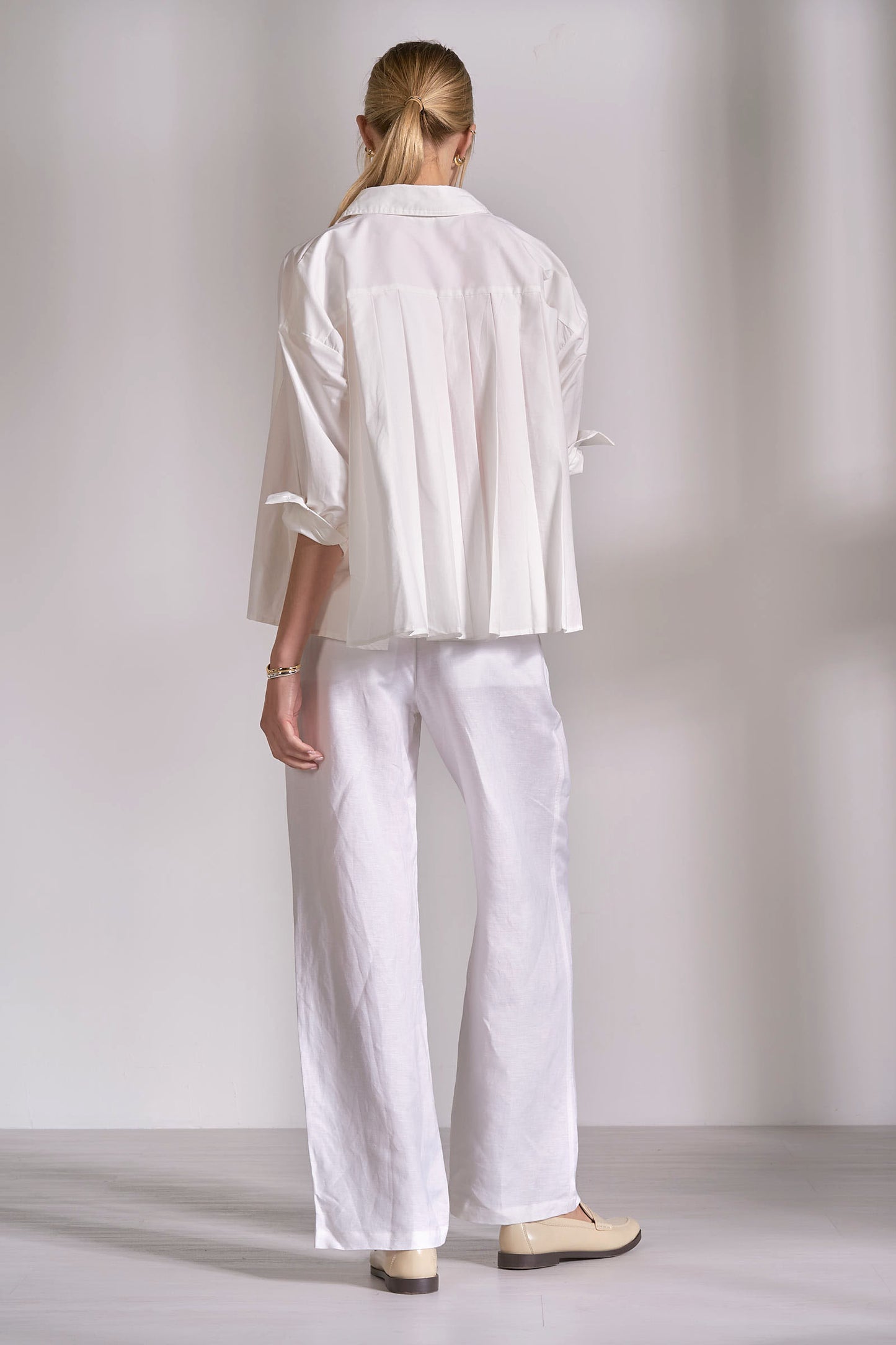 White Pleated Pants