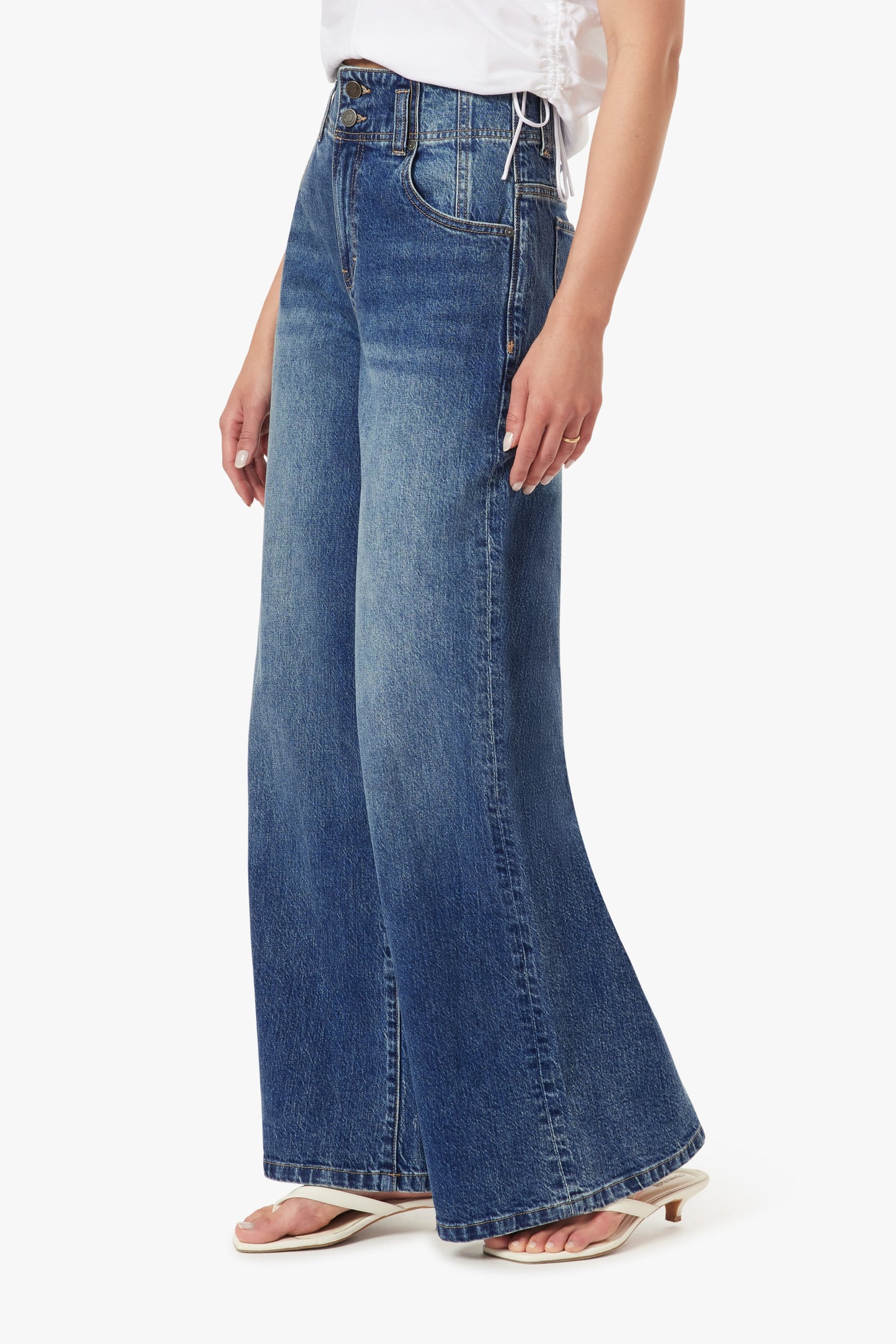Easton Wide Jeans